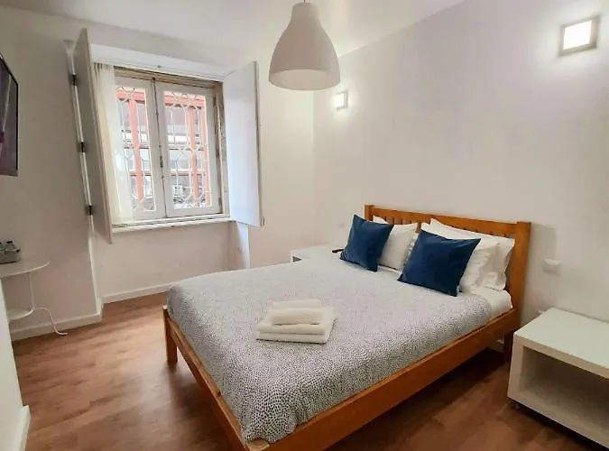 Clérigos Ville Porto Rooms